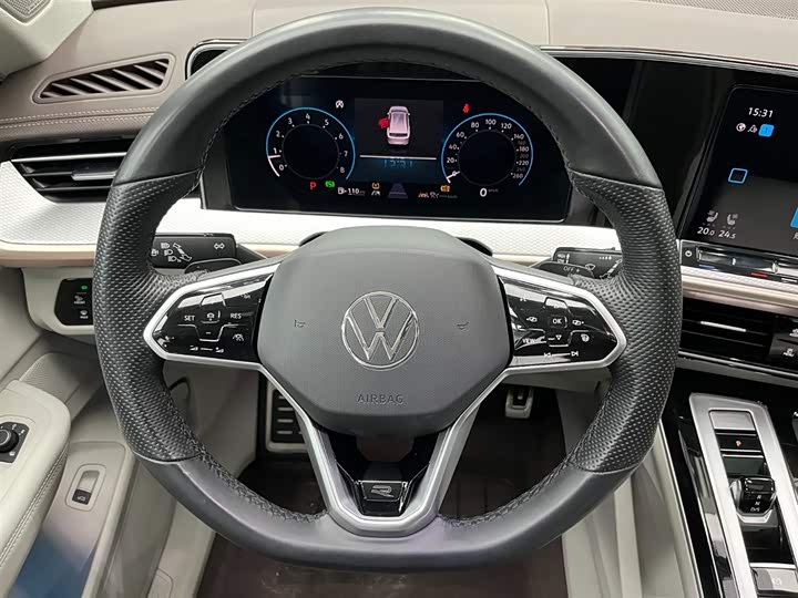 Фото 3 - Volkswagen Tavendor