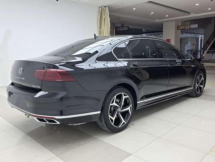 Фото 4 - Volkswagen Magotan