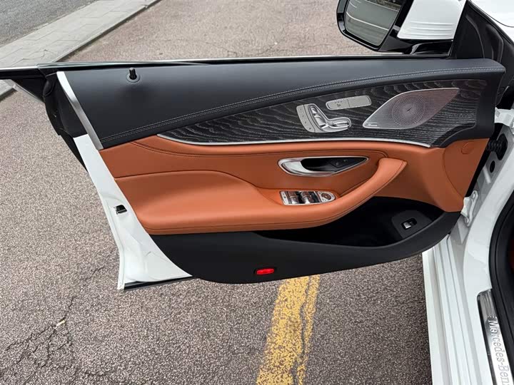 Фото 6 - Mercedes-Benz CLS-Class