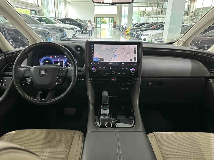 Фото 9 - Toyota Vellfire