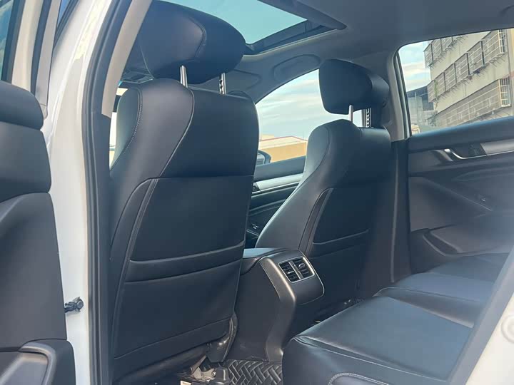 Фото 5 - Honda Accord