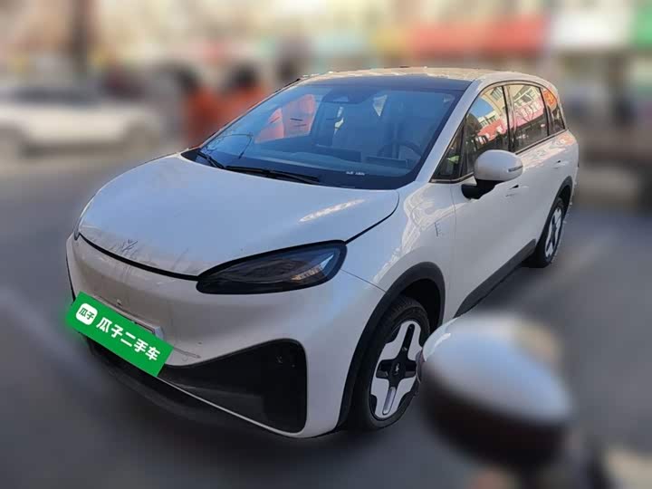 Фото 2 - BAIC Arcfox Kaola S