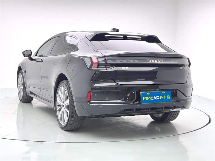Фото 5 - Zeekr 001