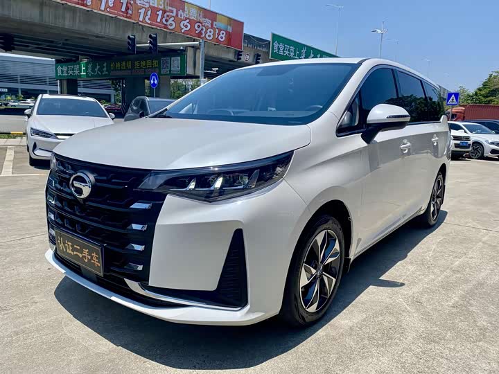 Фото 1 - GAC Trumpchi M6