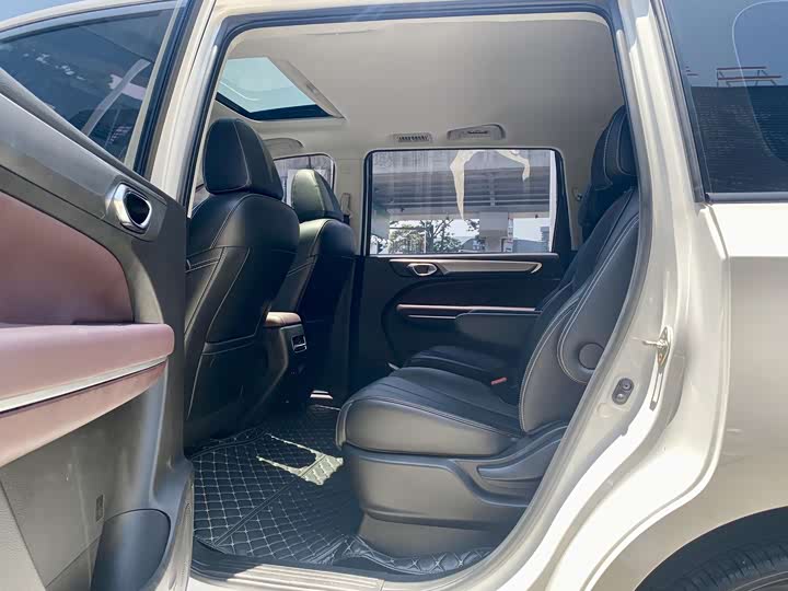 Фото 8 - GAC Trumpchi M6