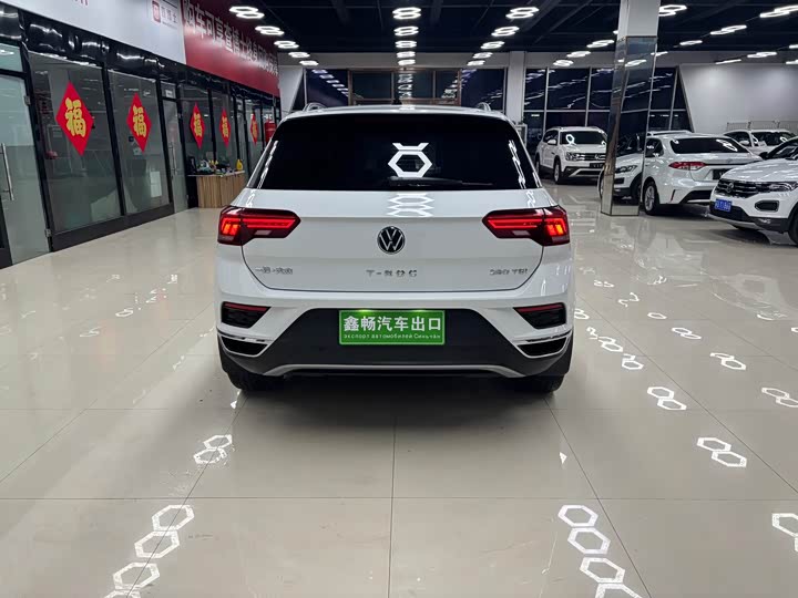 Фото 6 - Volkswagen T-Roc