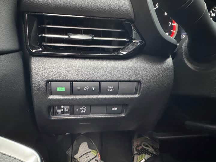 Фото 12 - Nissan Sylphy