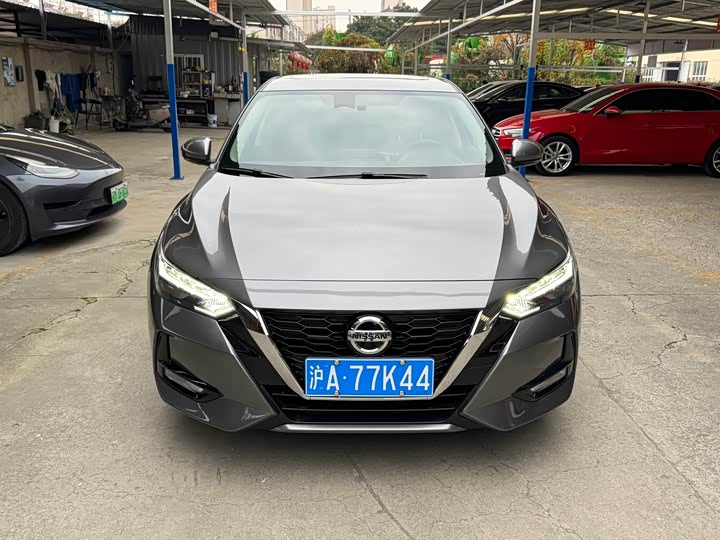 Фото 2 - Nissan Sylphy