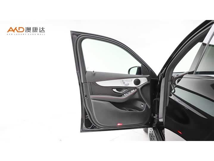 Фото 10 - Mercedes-Benz GLC-Class AMG