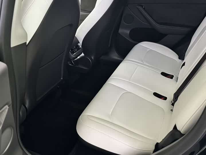 Фото 7 - Tesla Model Y