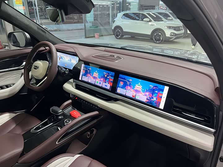 Фото 23 - Geely Monjaro