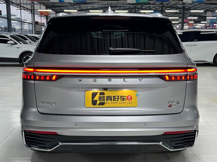 Фото 27 - Geely Monjaro