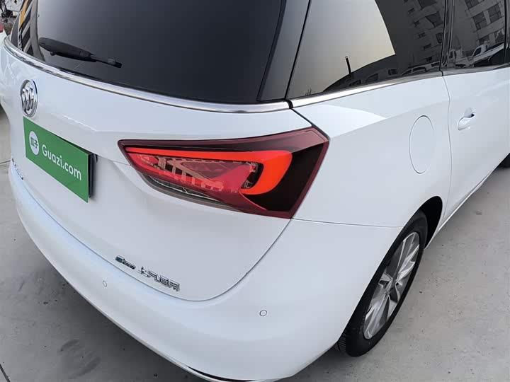 Фото 8 - Buick GL6