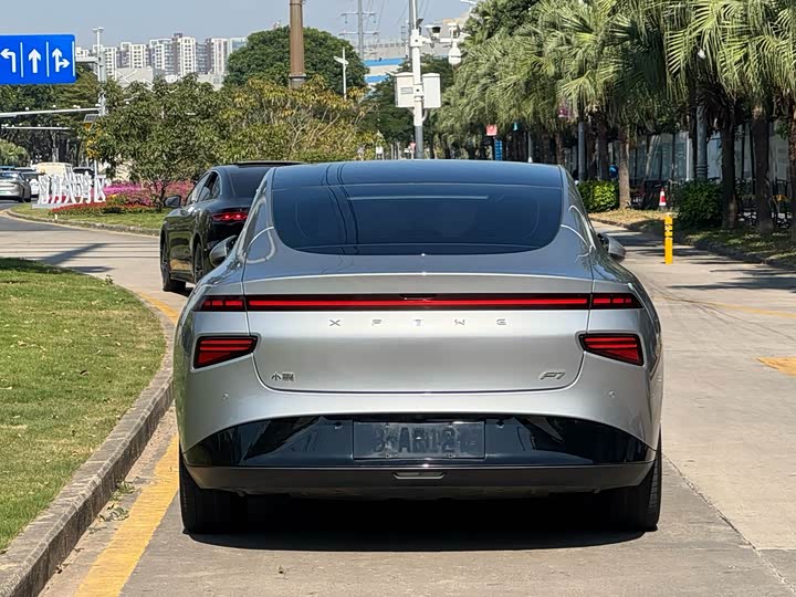 Фото 5 - XPeng P7