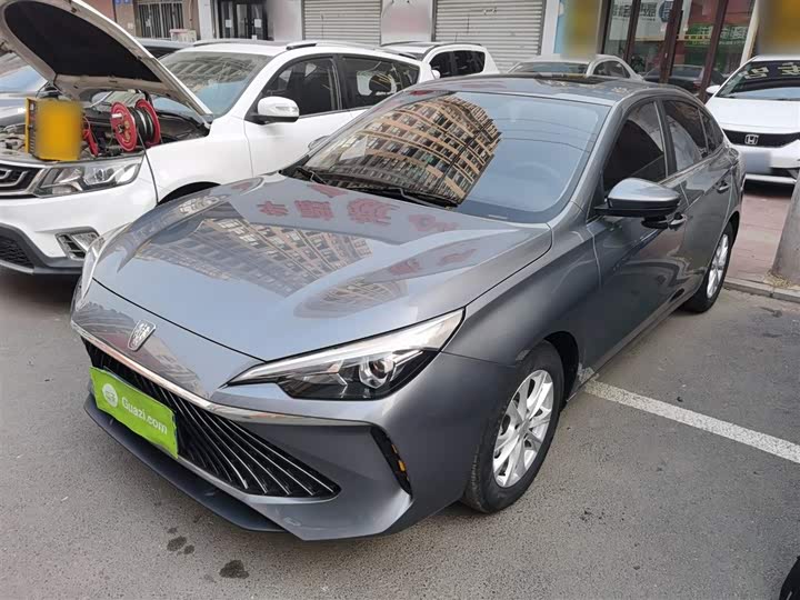 Фото 2 - Roewe i5