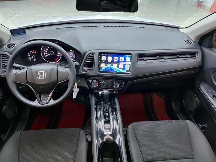 Фото 2 - Honda Vezel