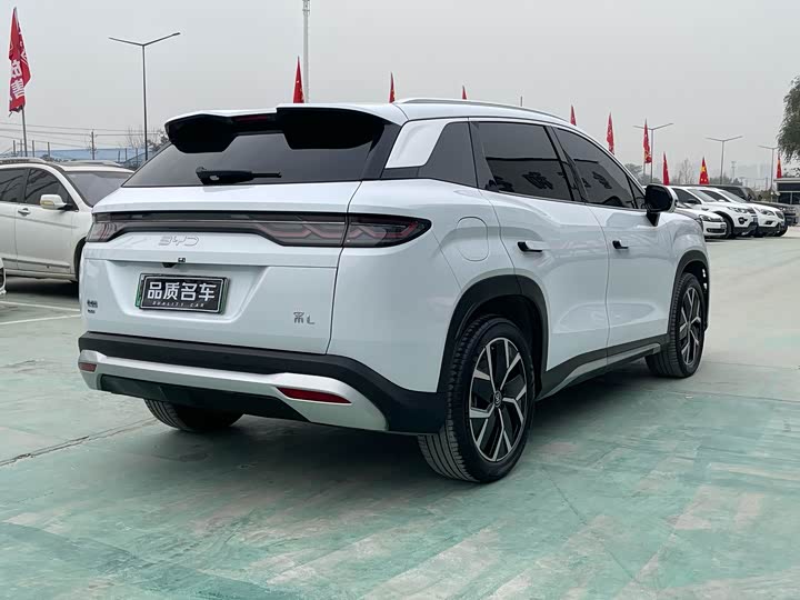 Фото 16 - BYD Song L DM-i Hybrid