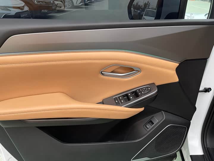 Фото 4 - BYD Song L DM-i Hybrid