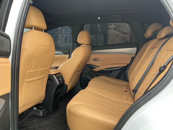 Фото 7 - BYD Song L DM-i Hybrid