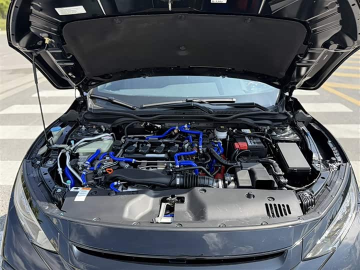 Фото 12 - Honda Civic