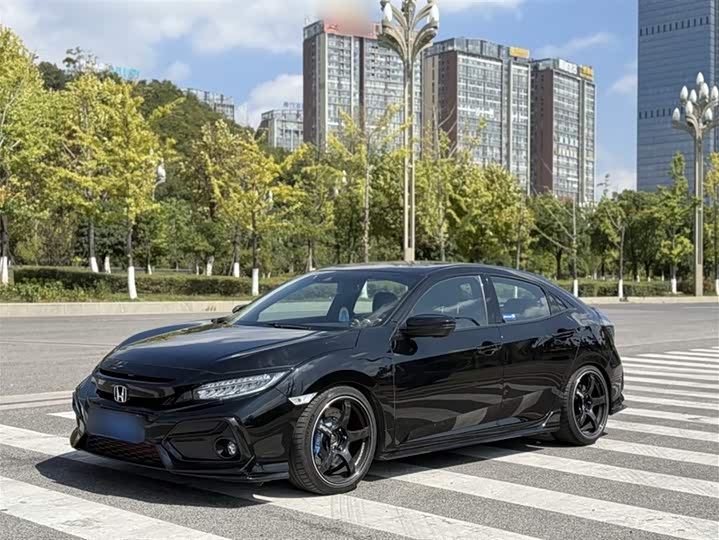 Фото 2 - Honda Civic
