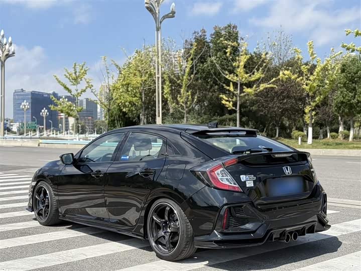 Фото 6 - Honda Civic