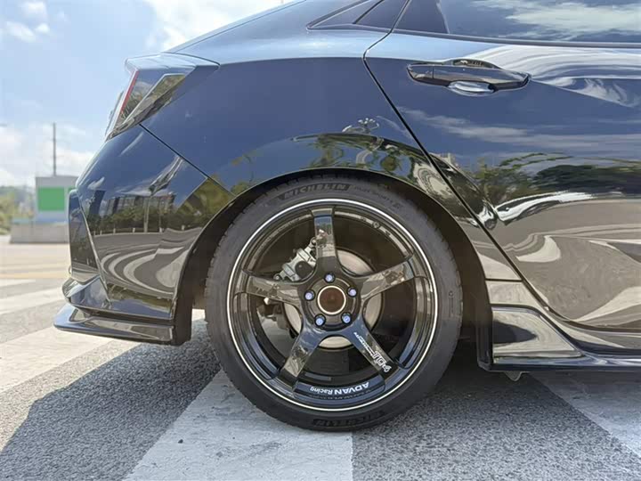 Фото 7 - Honda Civic