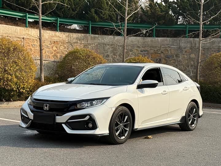 Фото 3 - Honda Civic
