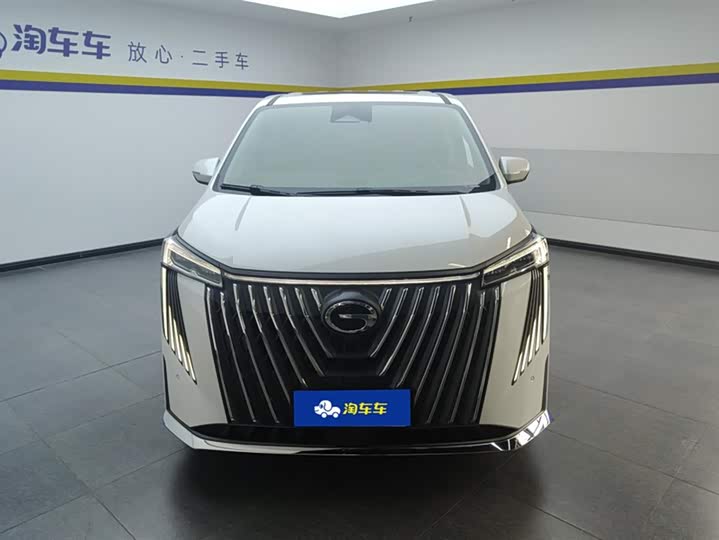 Фото 2 - GAC Trumpchi M8