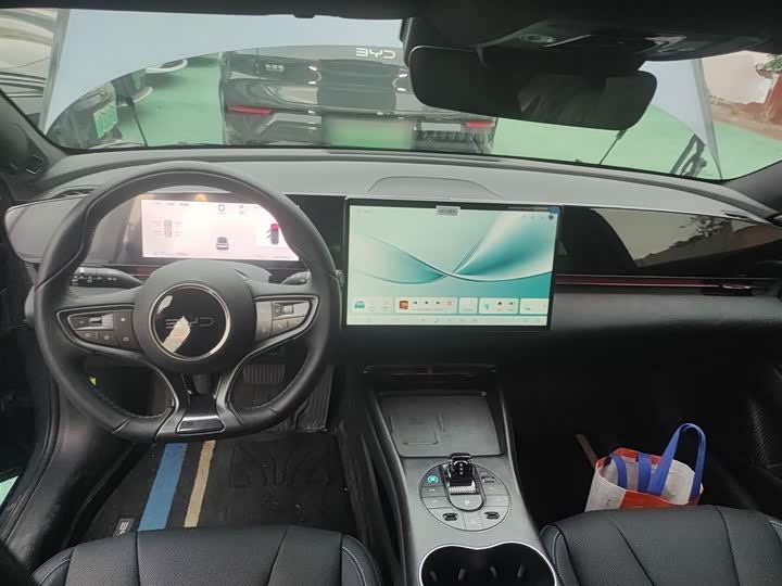 Фото 10 - BYD Seal