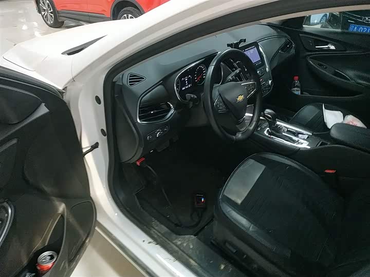 Фото 16 - Chevrolet Malibu XL