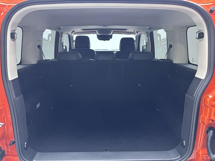 Фото 15 - Tank 300