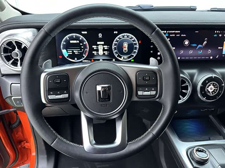 Фото 9 - Tank 300