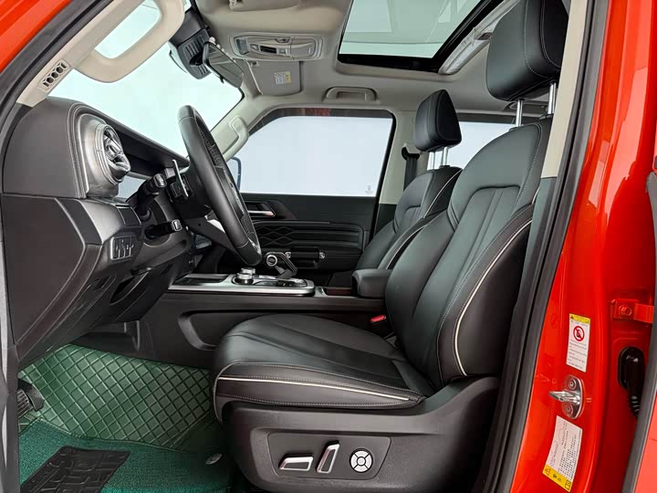 Фото 5 - Tank 300