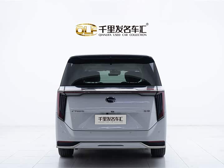 Фото 12 - GAC Trumpchi E9