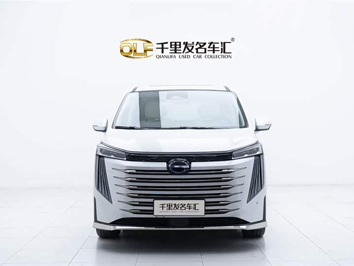 Фото 2 - GAC Trumpchi E9