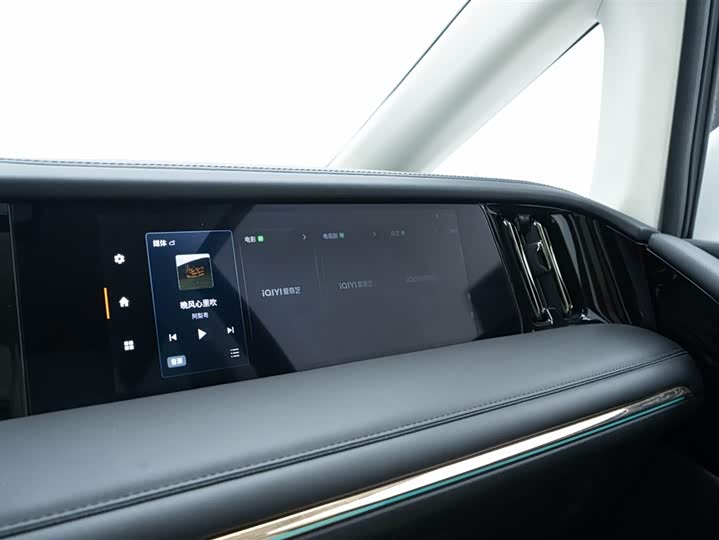 Фото 7 - GAC Trumpchi E9