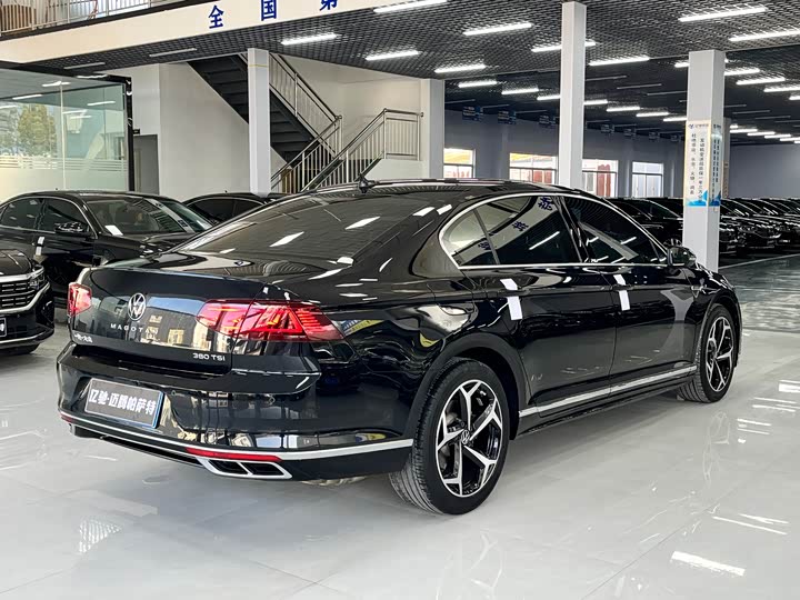 Фото 7 - Volkswagen Magotan