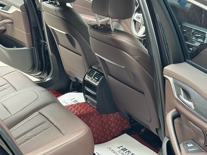 Фото 9 - BMW 5 Series