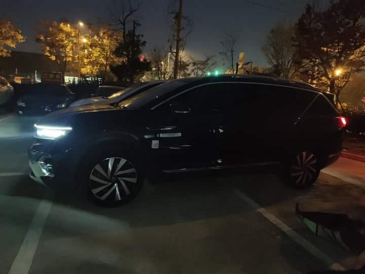 Фото 5 - Volkswagen Talagon