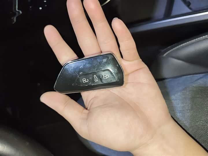 Фото 9 - Volkswagen Talagon