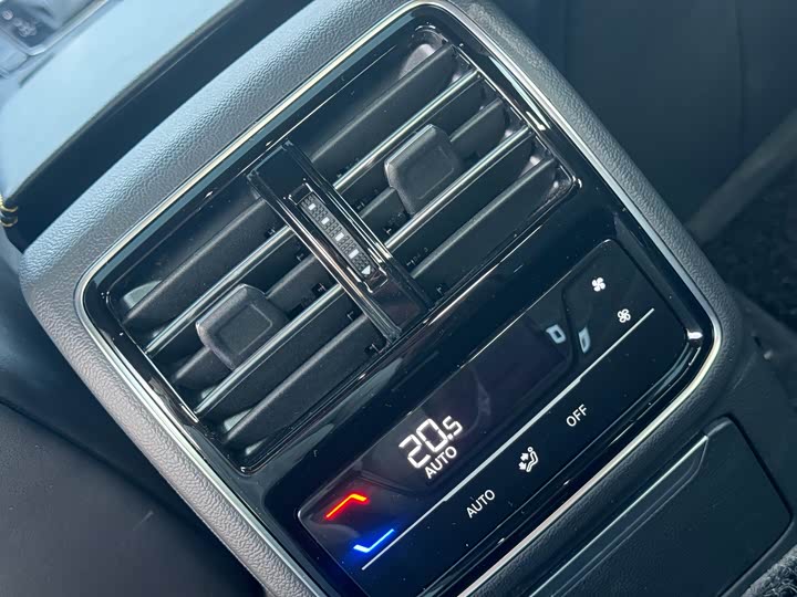 Фото 19 - Volkswagen CC