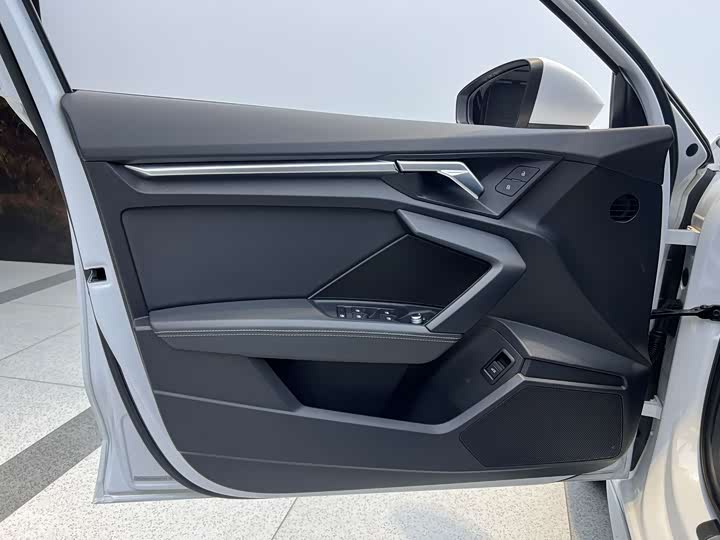 Фото 12 - Audi A3