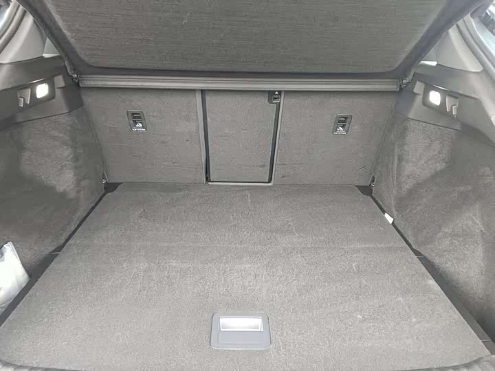 Фото 17 - Audi Q4 e-tron