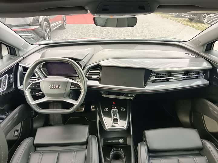 Фото 5 - Audi Q4 e-tron