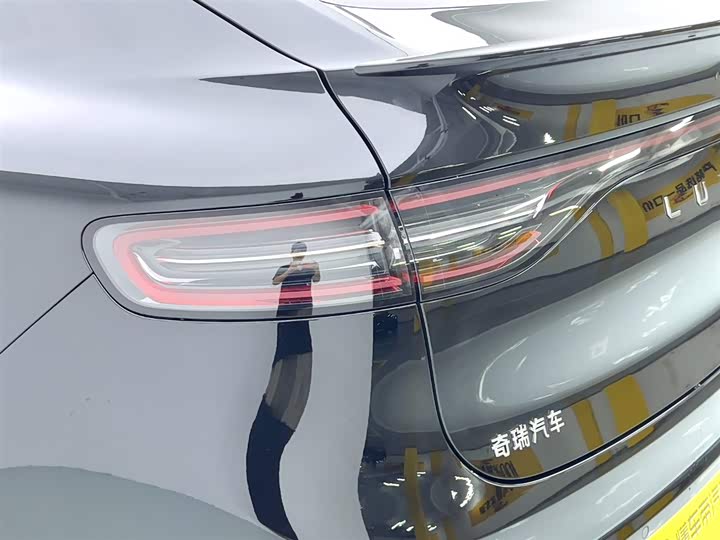 Фото 10 - Luxeed R7