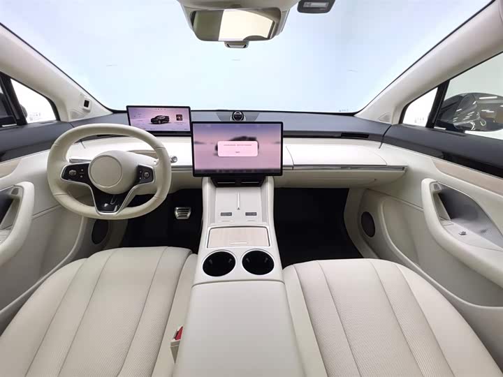 Фото 16 - Luxeed R7