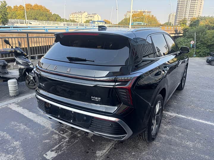 Фото 6 - Hongqi HS3 Hybrid