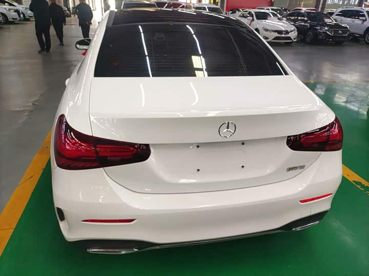 Фото 6 - Mercedes-Benz A-Class