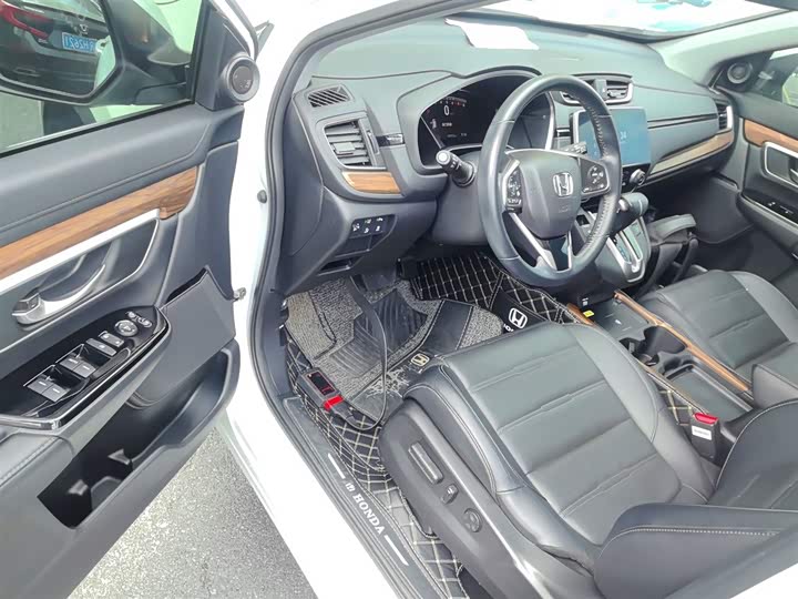 Фото 16 - Honda CR-V